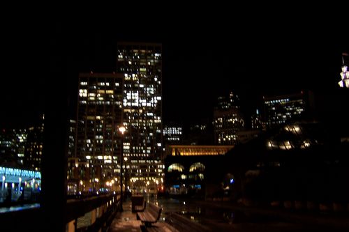 San Francisco by Night (palo-alto_100_7741.jpg) wird geladen. Eindrucksvolle Fotos von der Westküste Amerikas erwarten Sie.